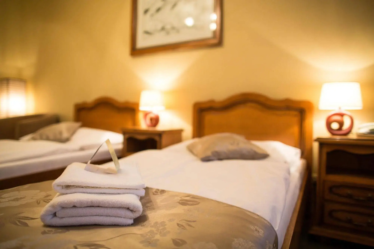 Hotel Satelit