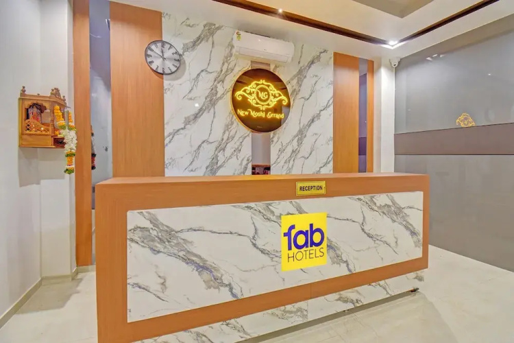 Fabhotel New Moshi Grrand