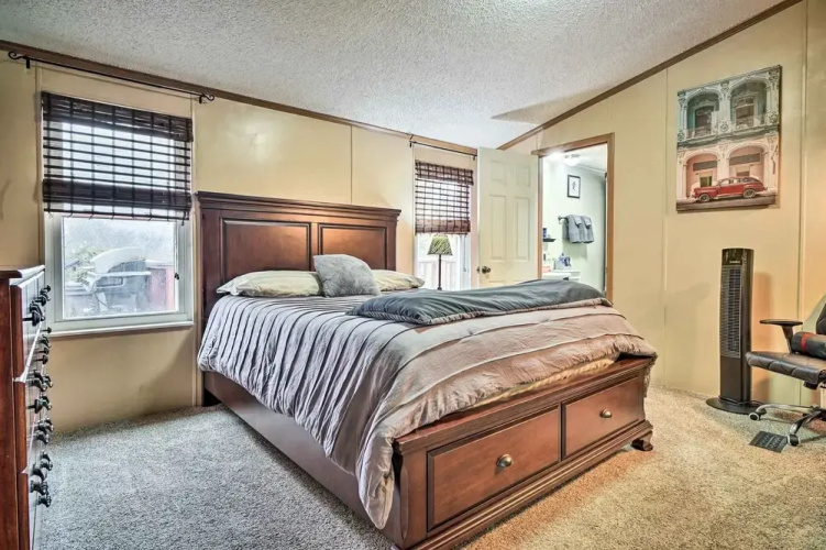 Sevierville Home: Lookout Deck, 10 Mi to Dollywood