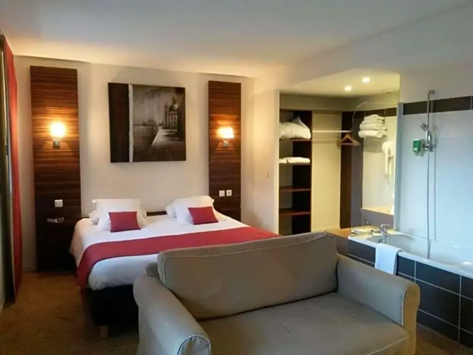 Double Suite