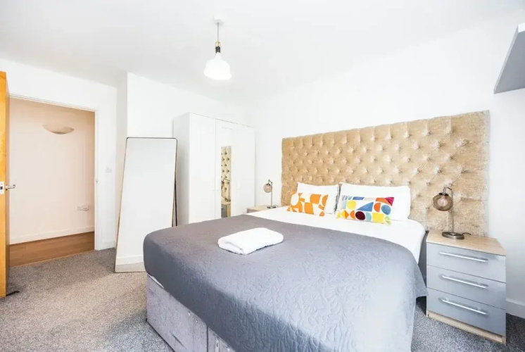 Ross Corner Executive 3 Bed Apartment