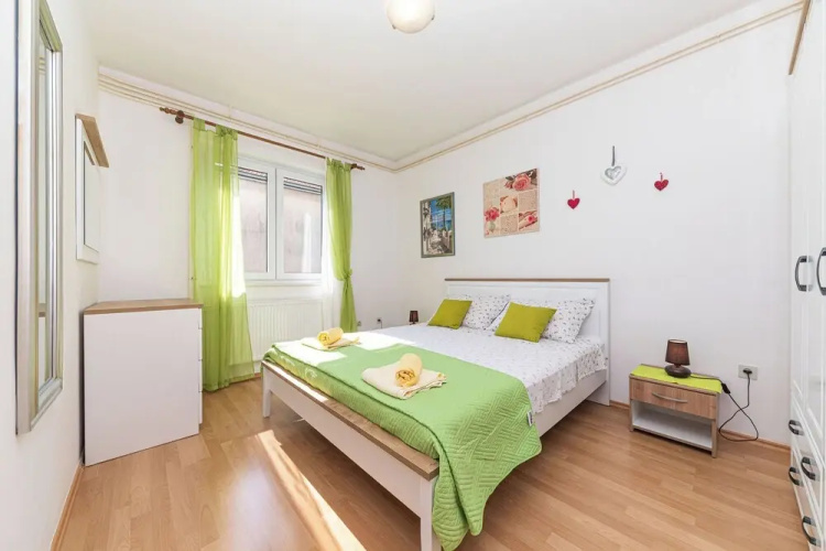 Apartment 3M