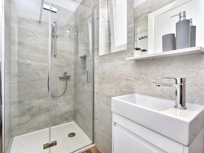 Modern Villa With Private Hydromassage Pool