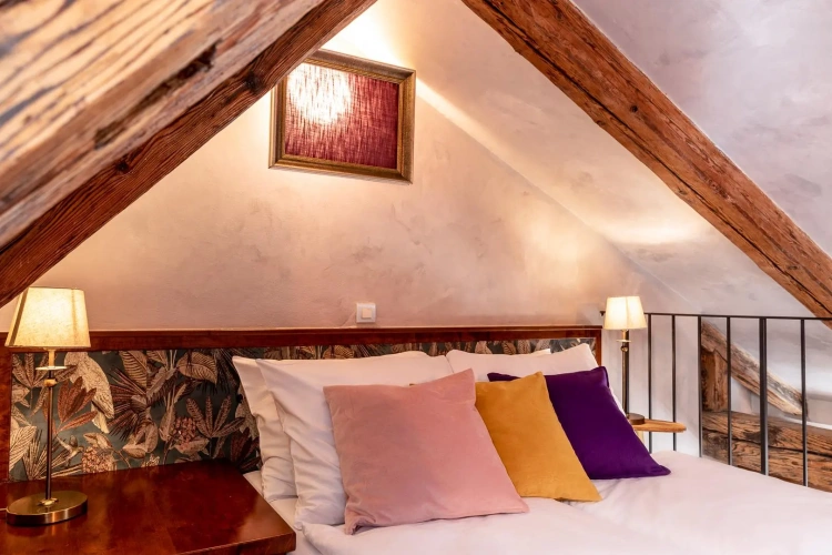 Deluxe Single room
