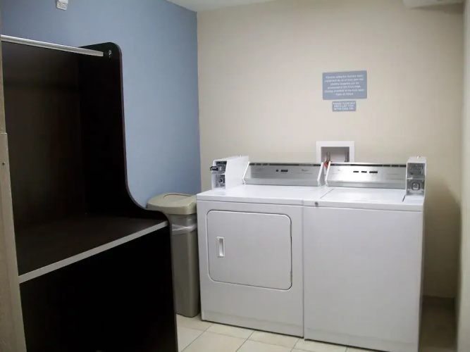 Microtel Inn And Suites Weeki Wachee/spring Hill