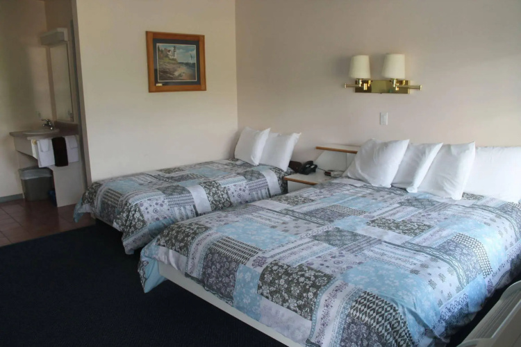 Leisure Inn