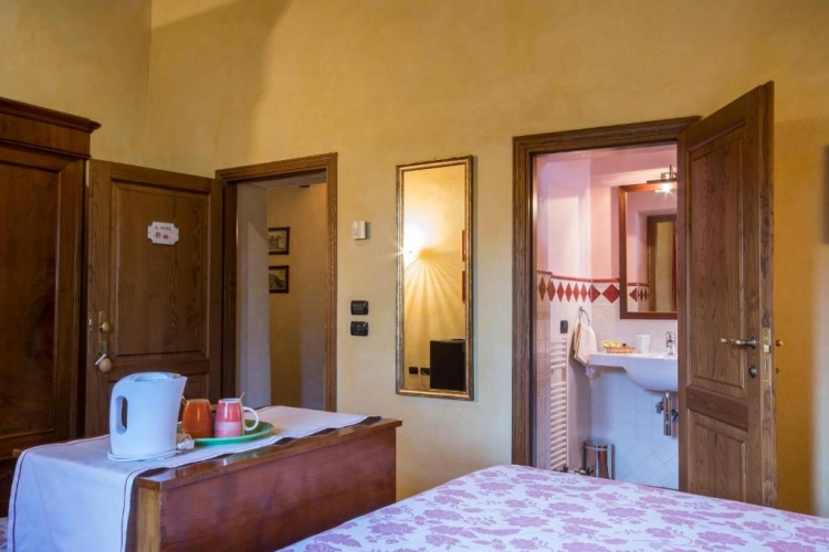 Standard Double room with view