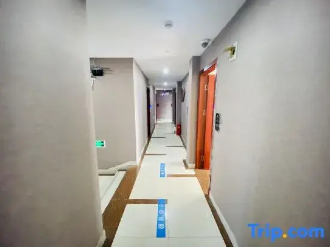 XuRiMan Hotel