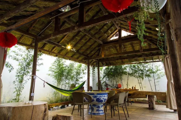 YiHai ZhuYuan Boutique Inn