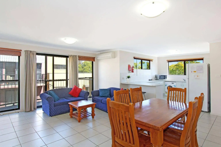 Amberoo Apartments