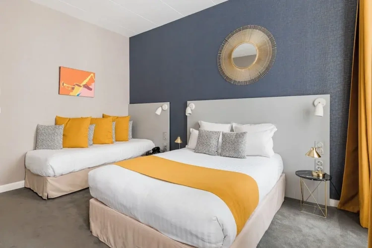 Premium Triple room