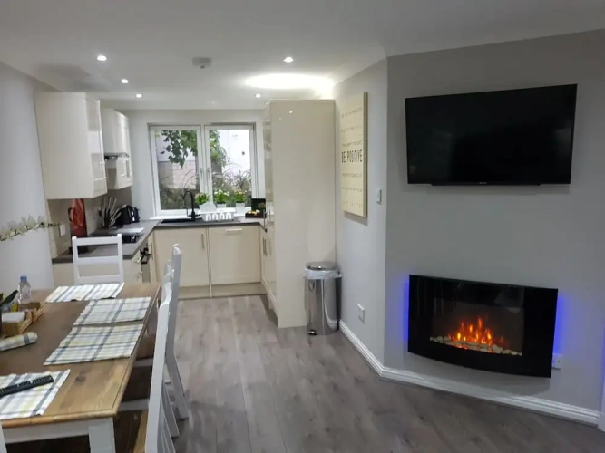 Deluxe Apartment
