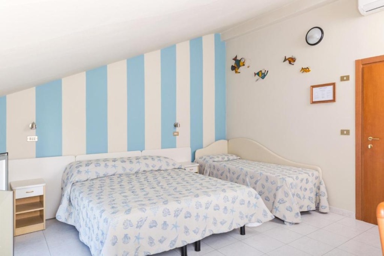 Standard Quadruple Attic room