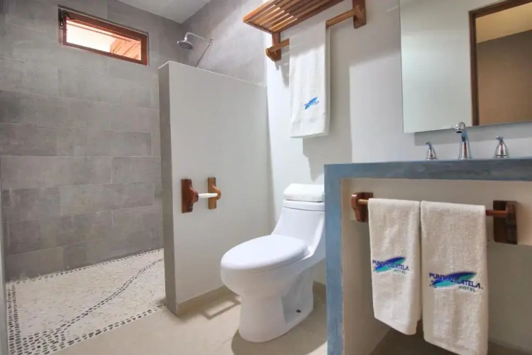 Standard Double room with sea view