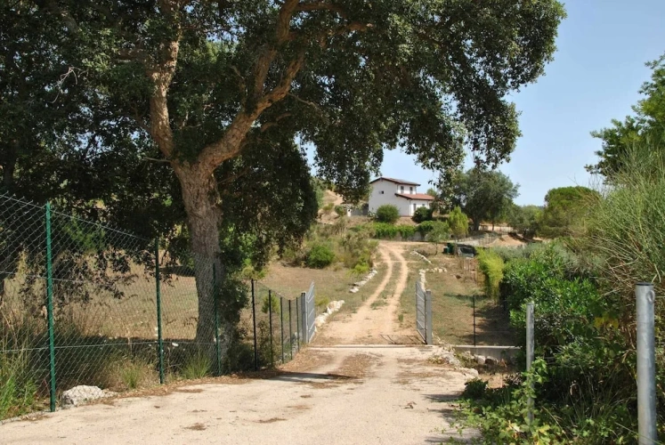 2 Bedrooms Villa