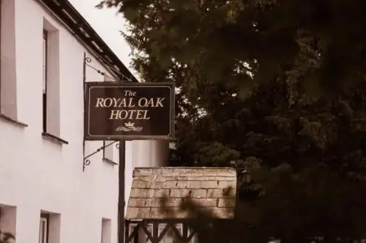 Royal Oak Hotel