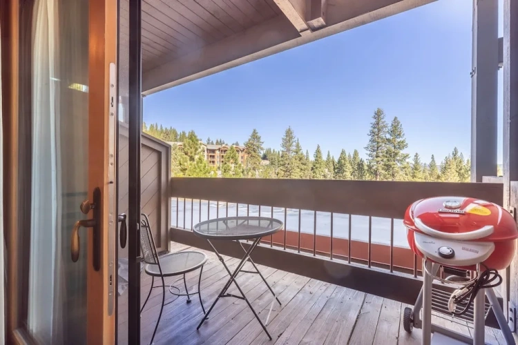 2 Bedrooms Standard room with balcony