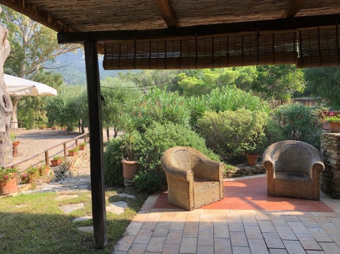 2 Bedrooms Cottage