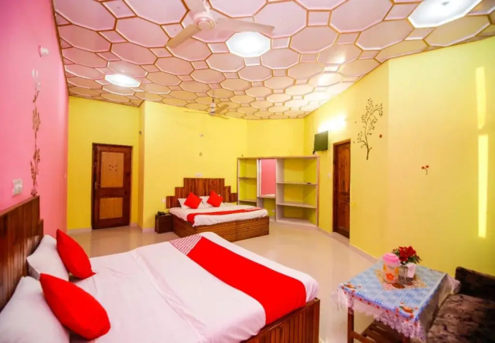 Mid Way Resort by OYO Rooms
