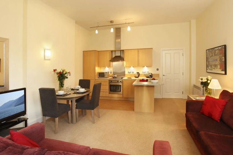 SACO Cardiff – Cathedral Road