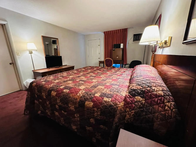 Pamola Motor Lodge