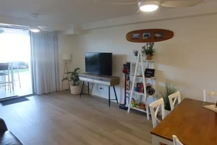 Ground Floor Luxury Oceanfront Apartment
