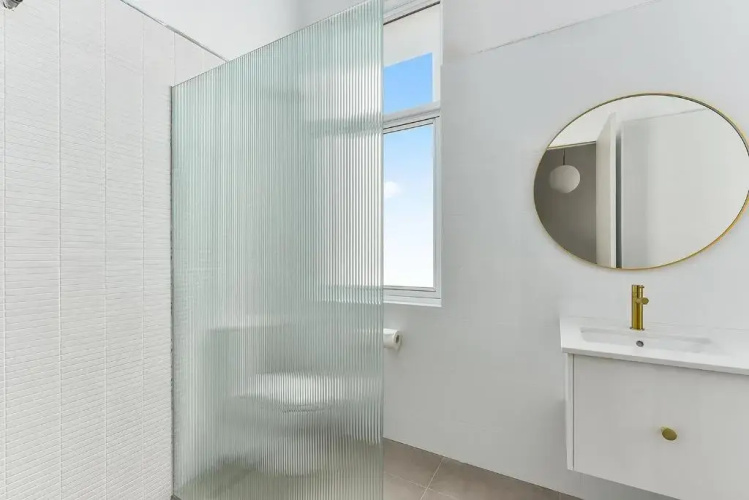 Aloha Central Platinum Apartments