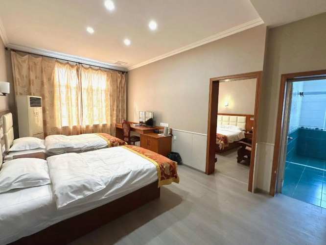 Kaiyue Hotel
