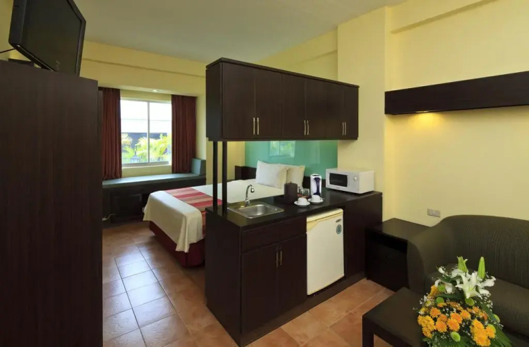 Microtel Inn And Suites Batangas