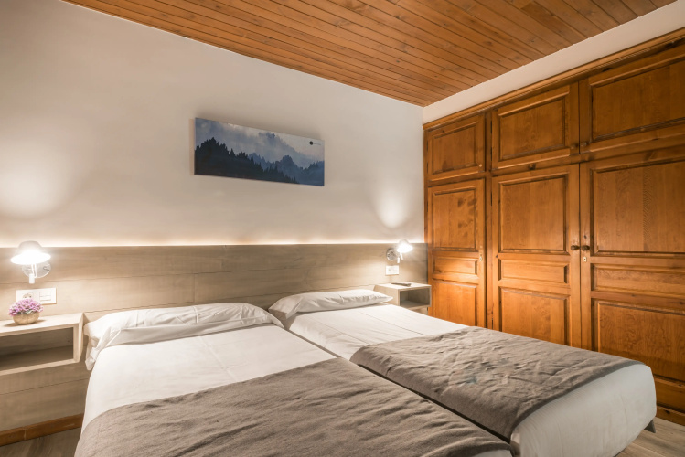 Hotel SNO Mont Romies