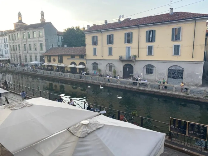 1 Bedroom Apartment with canal view