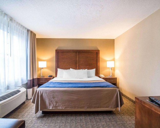 Comfort Inn & Suites Dover-Portsmouth