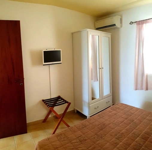 1 Bedroom Cottage with balcony and with sea view