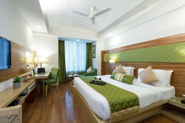 Executive Double room with city view