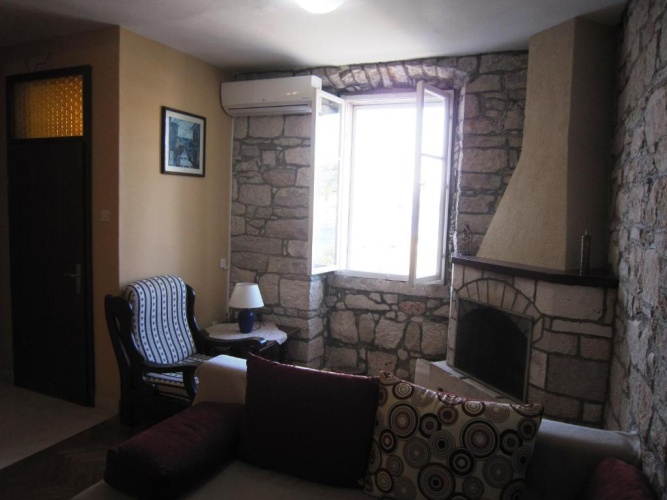 2 Bedrooms Apartment with sea view
