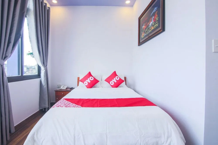 OYO 728 Thy Thy Hotel