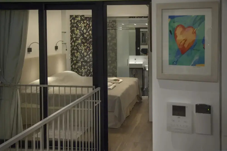 5BR Acropolis Dreamhouse