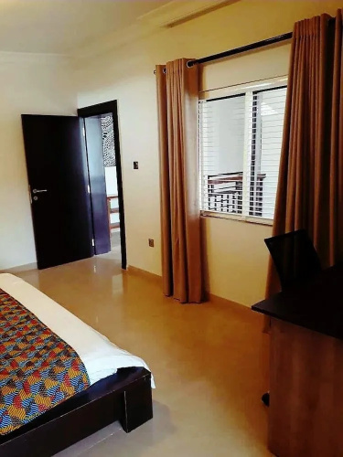 Ironhouse Guest Suites
