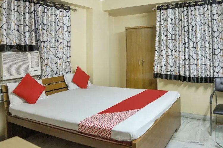 OYO 46660 Manjushree Club 10