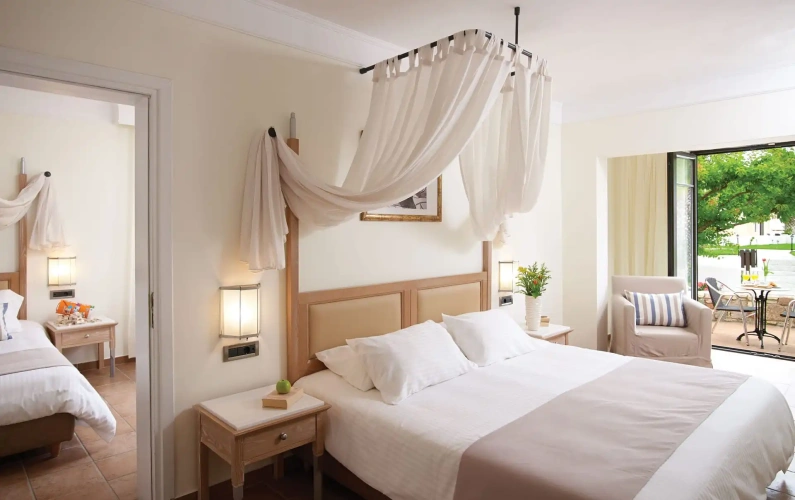 Family Suite with inland view