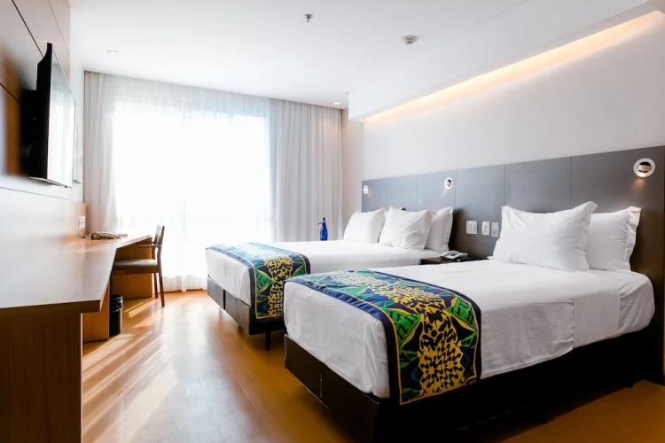 Superior Twin room with partial ocean view