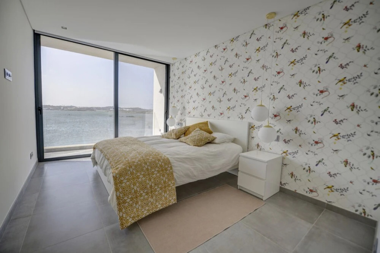 Arade Riverside Modern Apartment