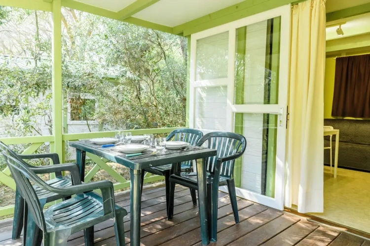 Economy Cottage