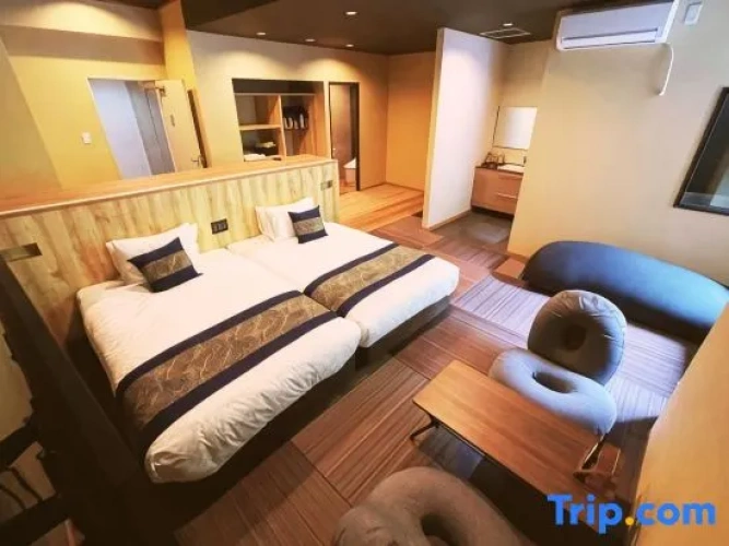 Twin Junior Suite