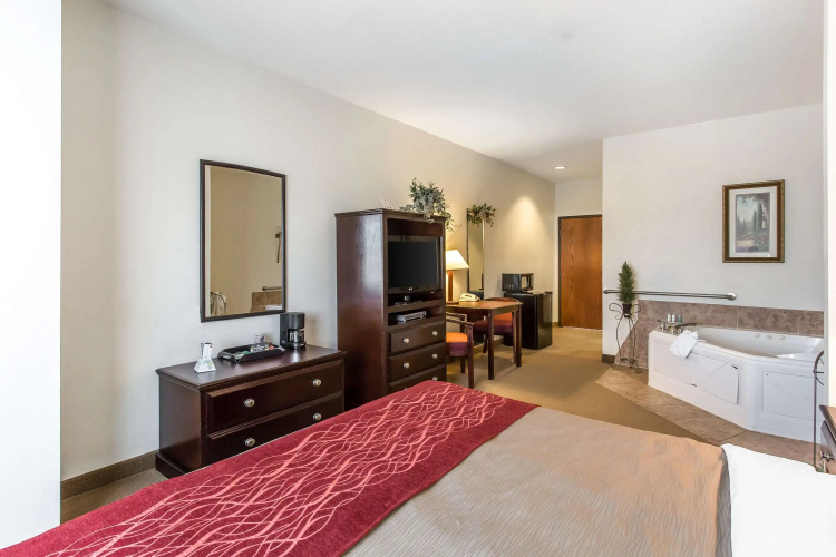 Quality Inn & Suites Guymon East
