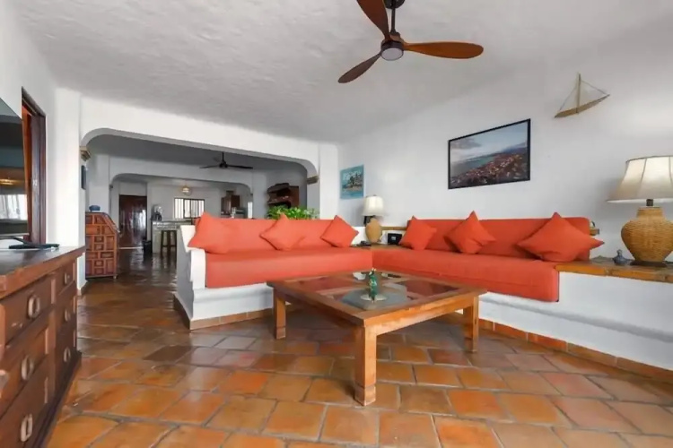 Ocean View 2Br Condo-balcony-beach-pool 710
