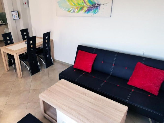 1 Bedroom Apartment