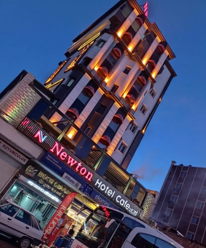 Newton Otel