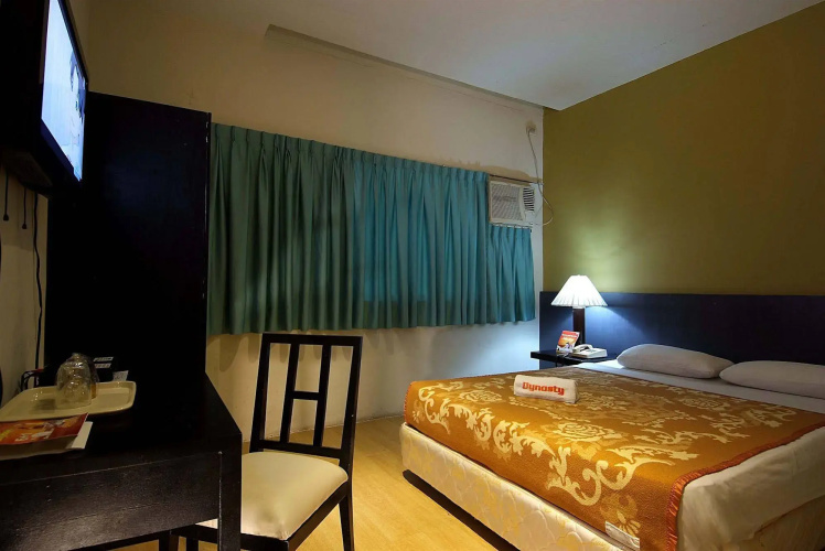 Dynasty Tourist Inn