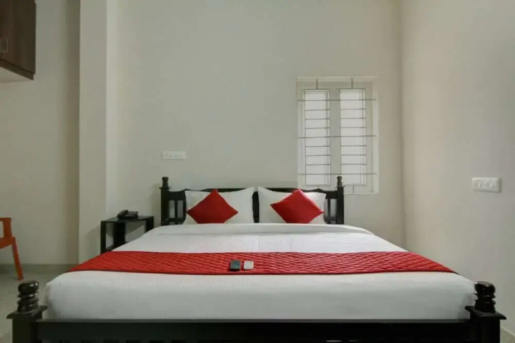 Hotel H2B By OYO Rooms